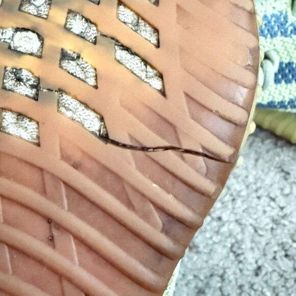 Authentic Adidas YEEZY Boost 350 V2 Semi-Frozen Yellow B37572 Sneakers Sz.9.5 - Picture 12 of 12